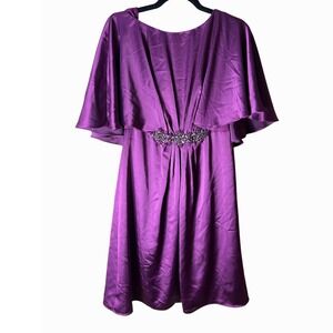 NWT Adrianna Papell Amethyst Purple Satin Capelet Dress Beaded Size 10 Cocktail